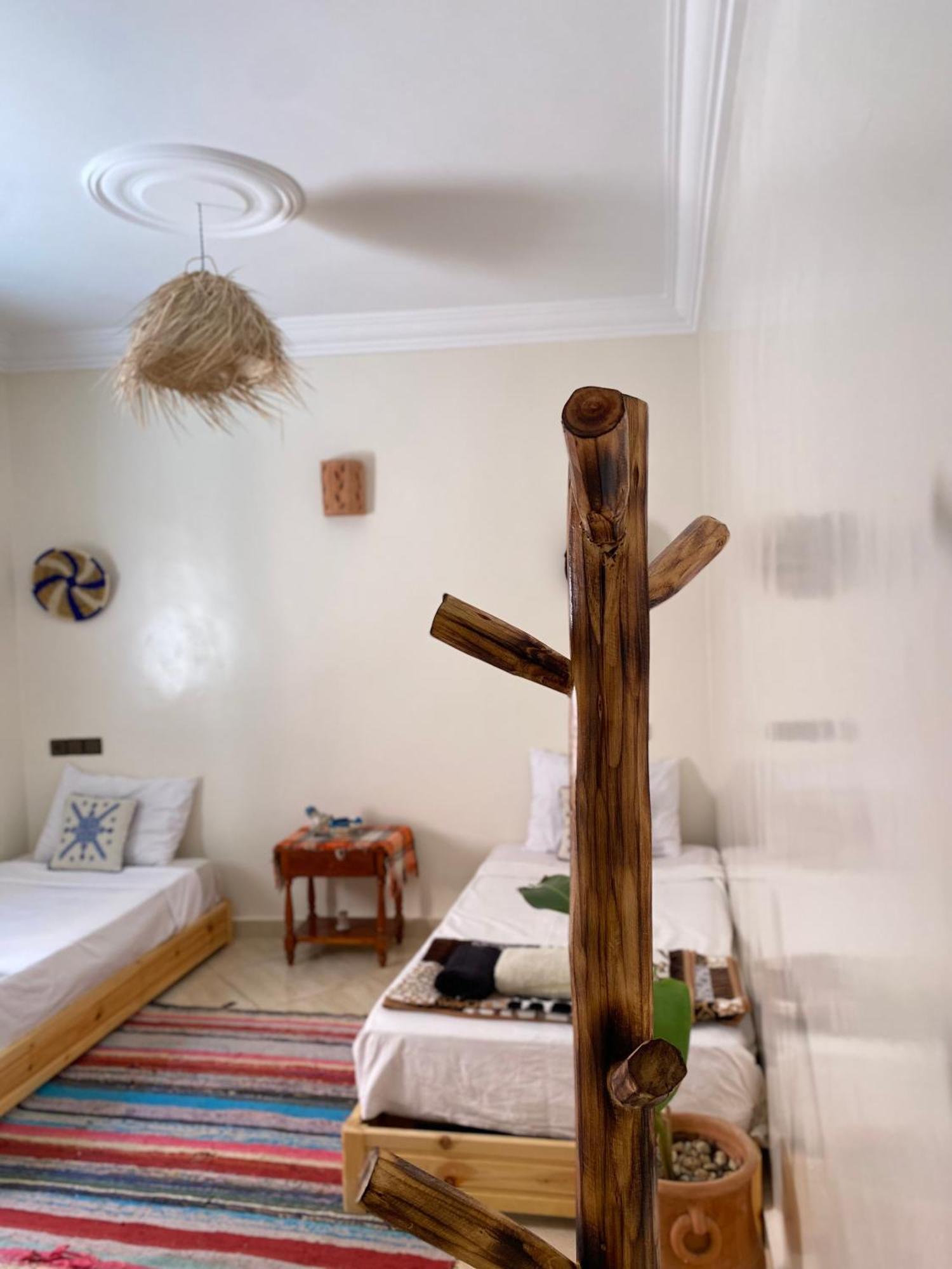 Chill Surfer Hostel Tamraght Extérieur photo